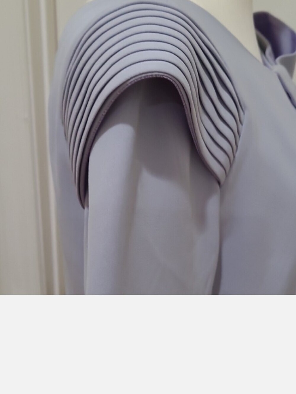 Giorgio Armani Silk Pale Lilac Blue Midi Sheath Pleated Hemline Shoulder Dress L - Picture 3 of 11